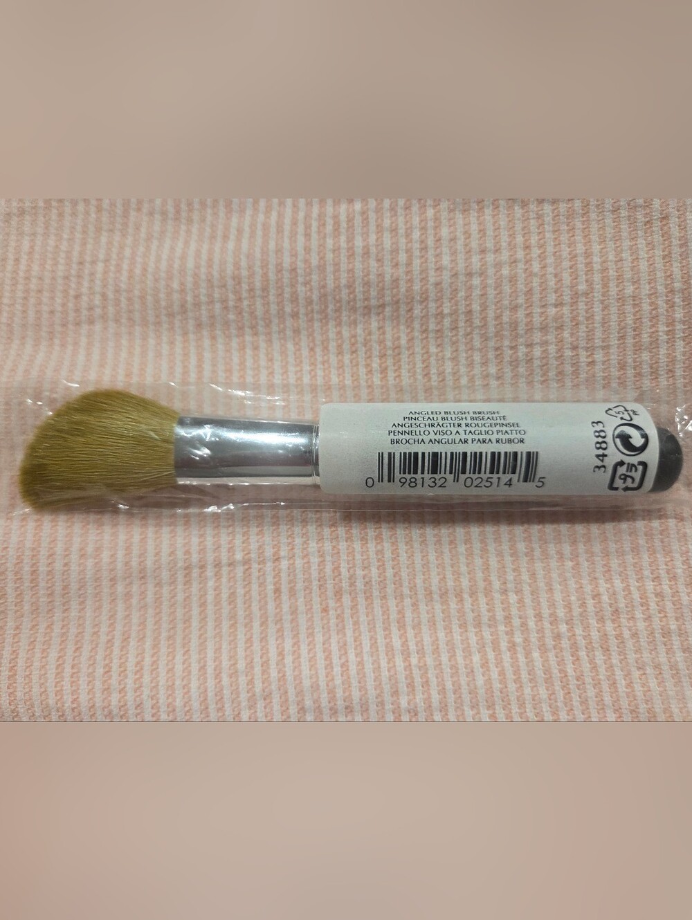 Bare Escentuals Angled Blush Brush in Black with Light Brown Bristles - Picture 2 of 2